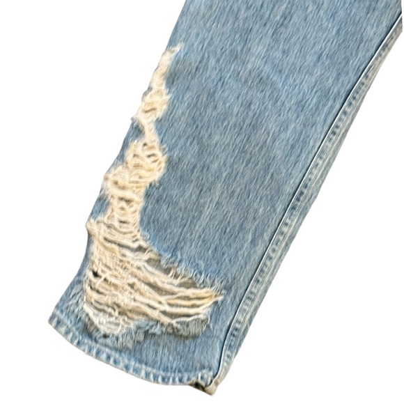 3x1 Cotton Distressed Straight Jeans in Marco - Picture 10 of 11